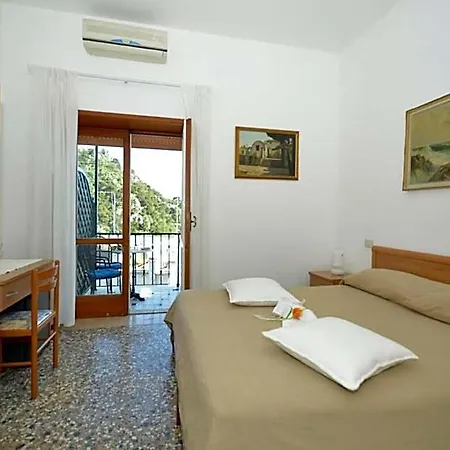 La Musa Panzió 3*