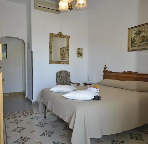 לינה וארוחת בוקר La Musa